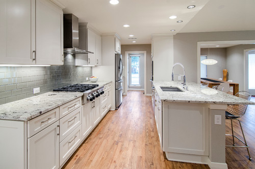  White cabinets